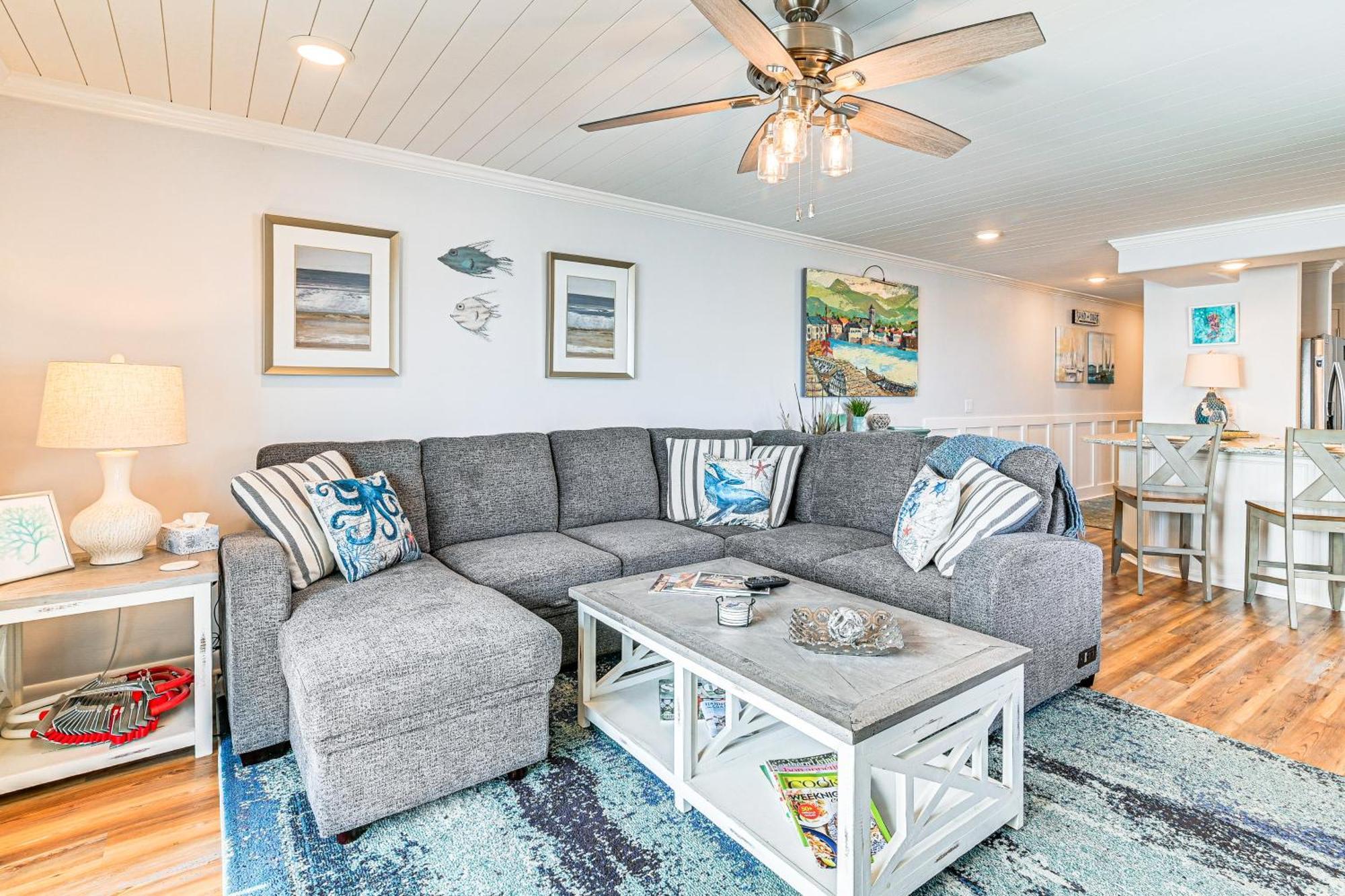 On-The-Beach Escape Oceanfront In Surfside! Myrtle Beach Exterior photo